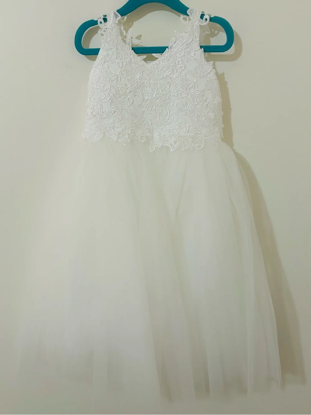 Azazie Ellison NWT Diamond White Lace Tulle Flower Girl Dress Size 4